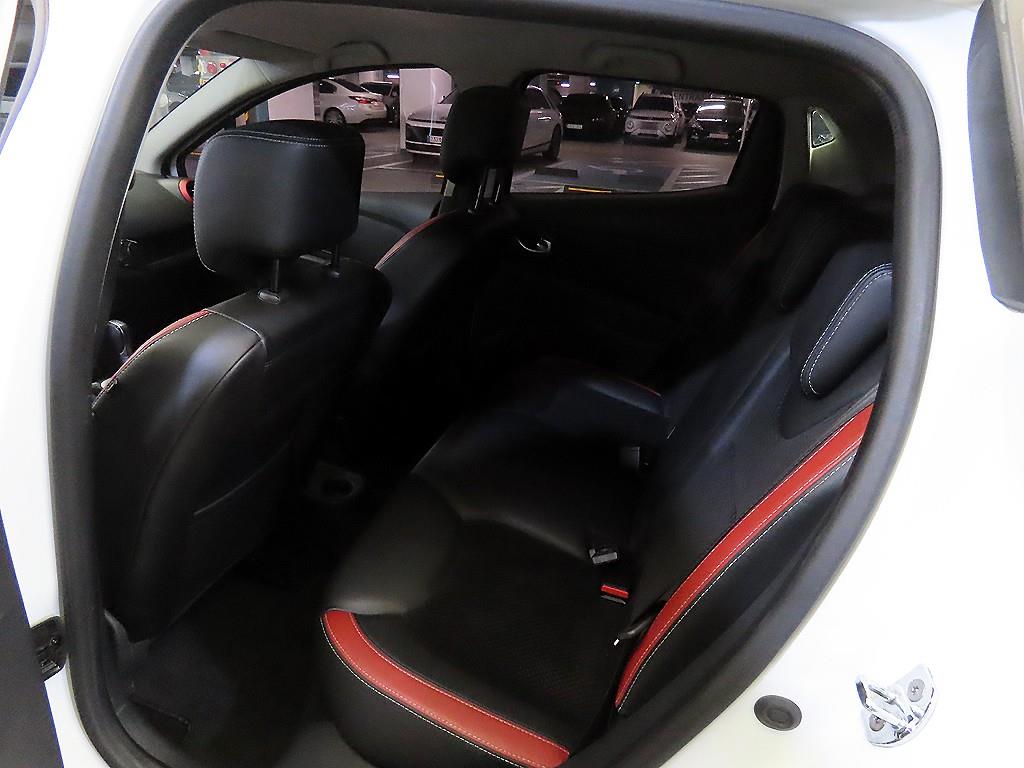Renault Clio Intense 8