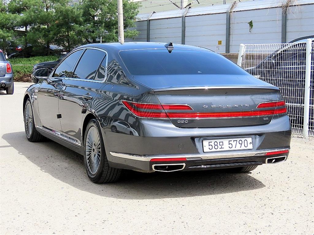 Genesis G90 3.8 GDI Luxury 4