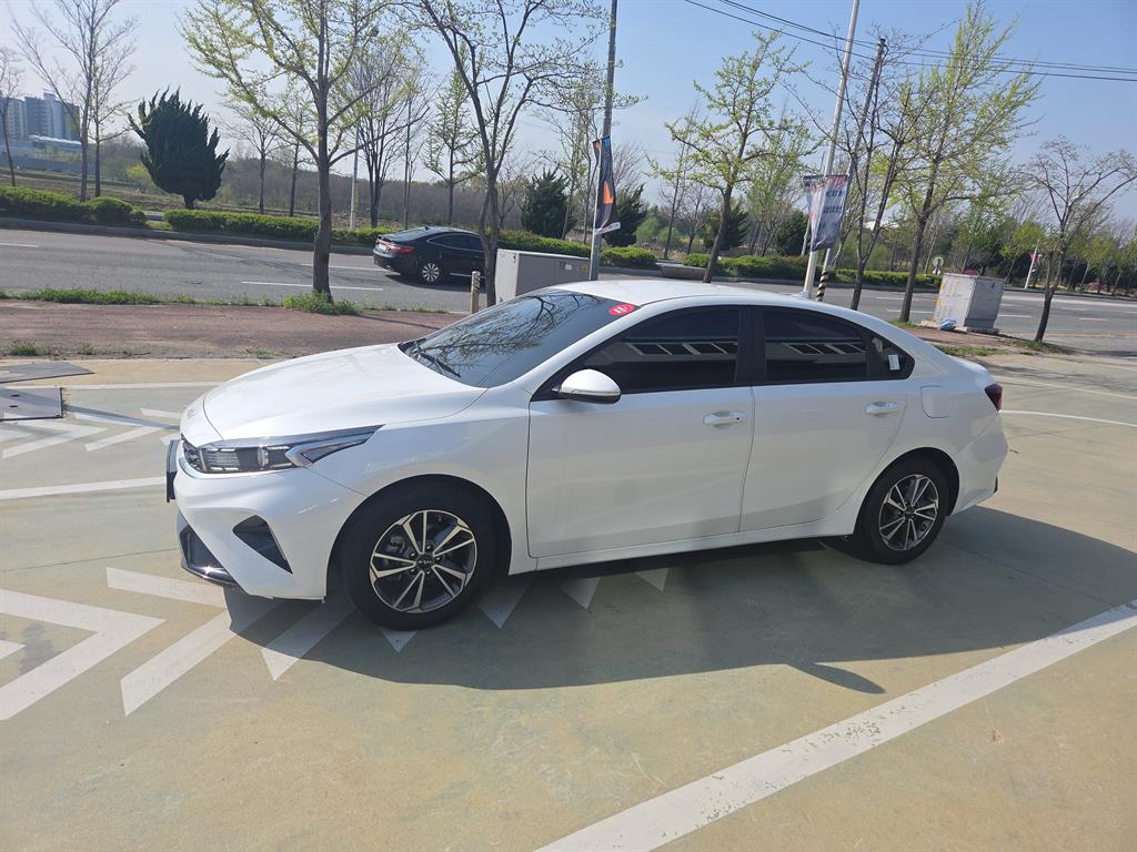 Kia K3 1.6 Gasoline Prestige — фото 3