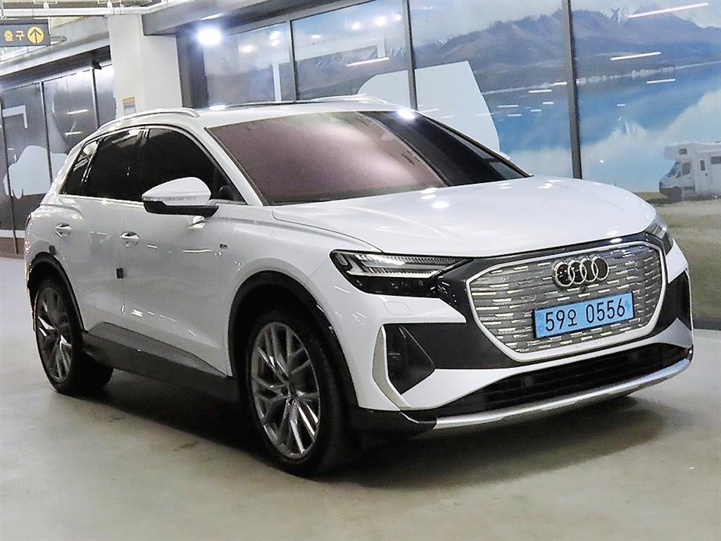 Audi Q4 e-tron 45 Premium