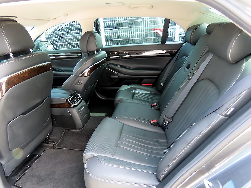 Genesis G90 3.8 GDI Luxury 7