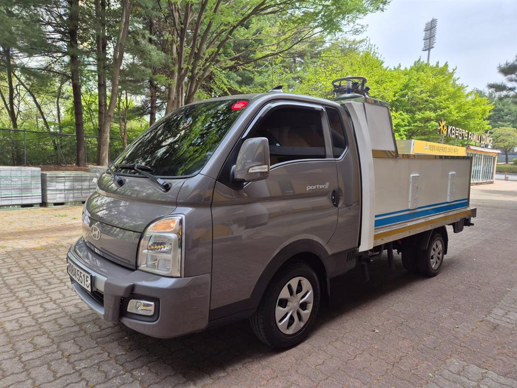 Hyundai Porter Super Cab/ Long Wheelbase 3