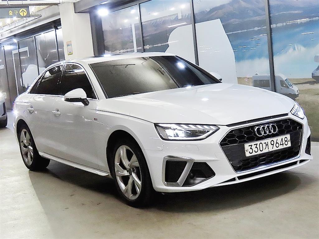 Audi A4 40 TFSI Premium