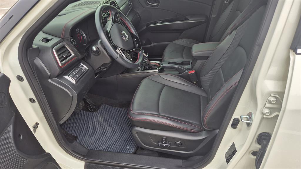 KG Mobility (Ssangyong) Tivoli 2WD Gasoline 1.5 Limited 9