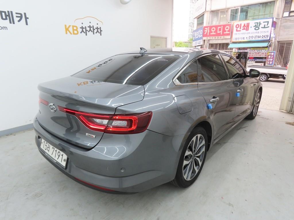 Renault SM6 Gasoline 2.0 GDe RE 4