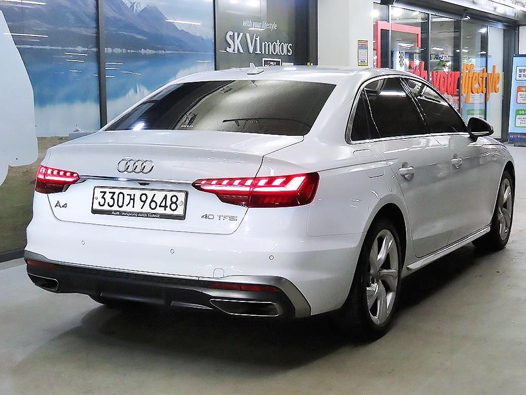 Audi A4 40 TFSI Premium 5