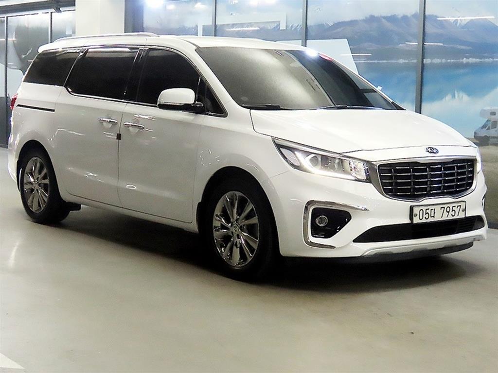 더 뉴 카니발 디젤 9인승 프레스티지 2019년식