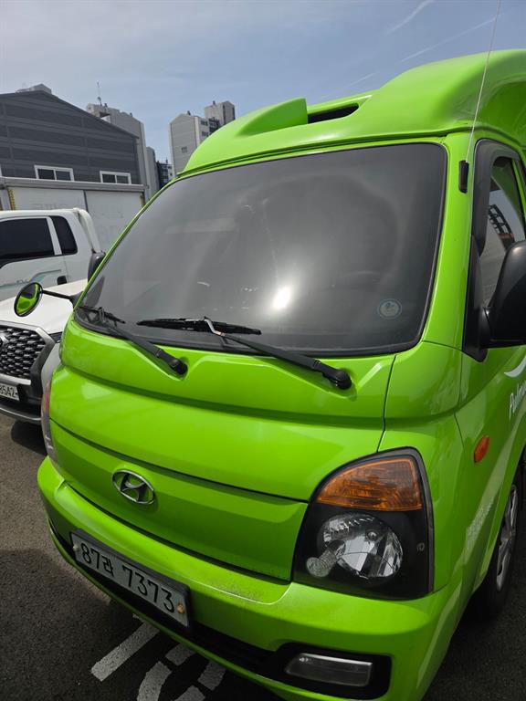 현대 포터2 1톤 냉동탑 - 중고 트럭 매물 이미지