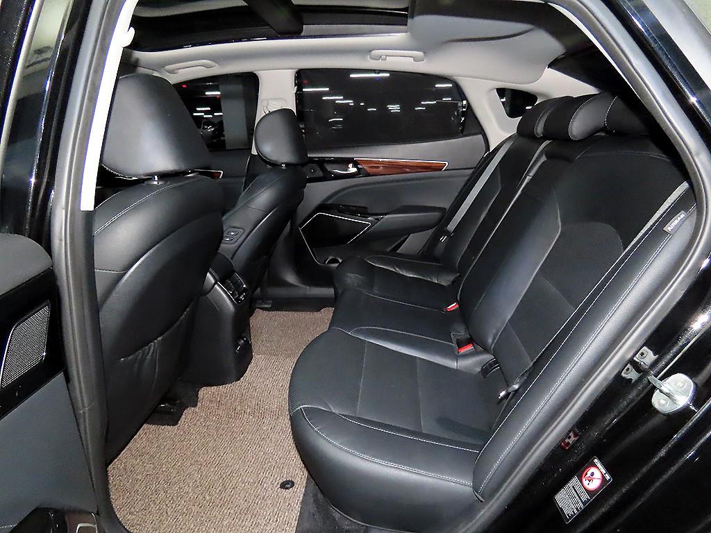 Kia K7 3.3 GDI Limited Plus 8