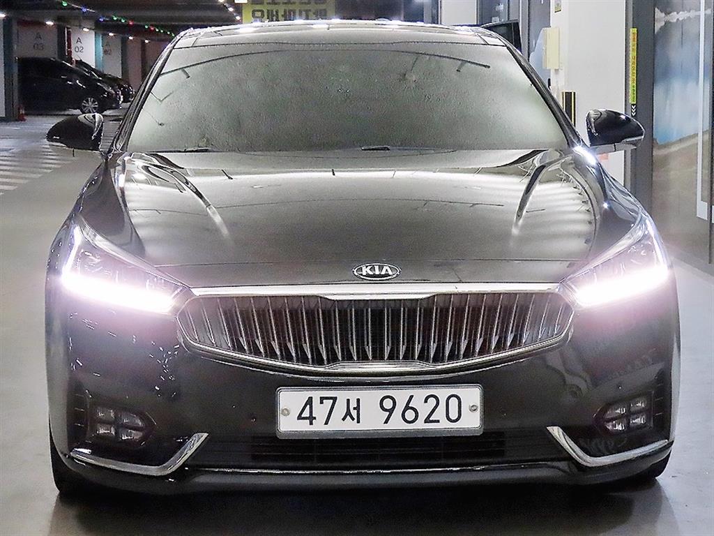 Kia K7 3.3 GDI Limited Plus 3