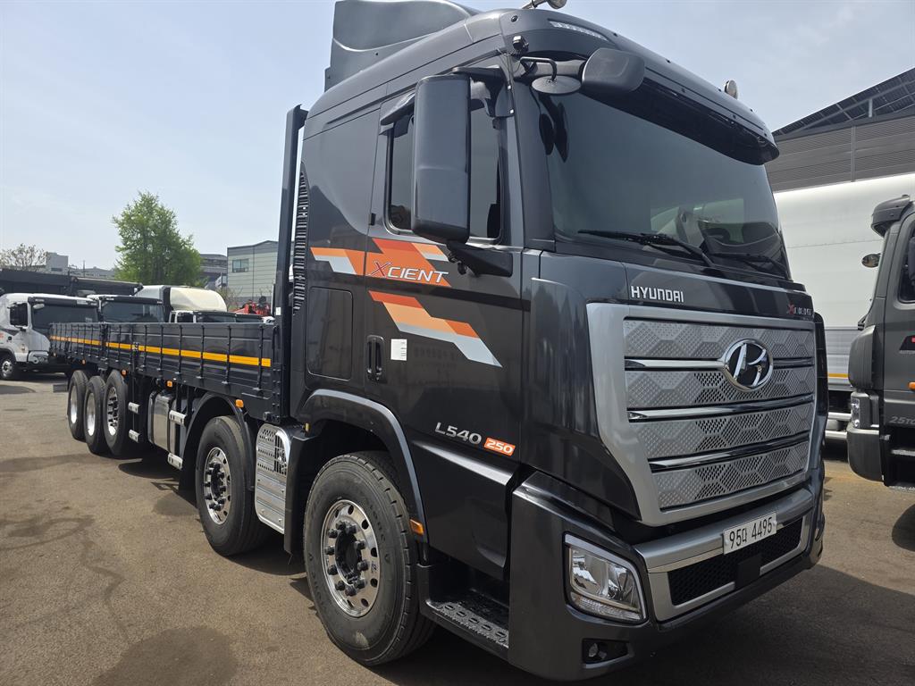 현대 엑시언트 540 카고 25톤 오토 - 중고 트럭 매물 이미지