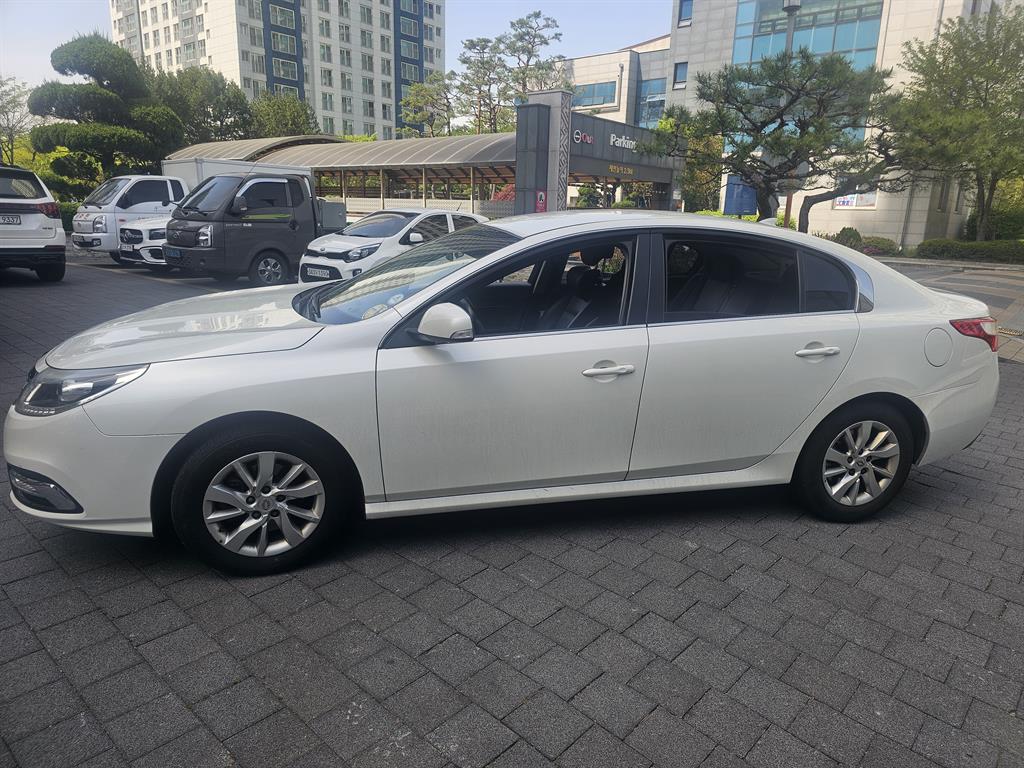 Renault SM5 2.0 PE 3