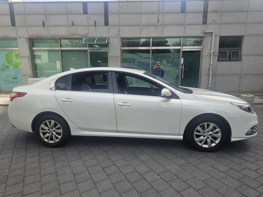Renault SM5 2.0 PE 5