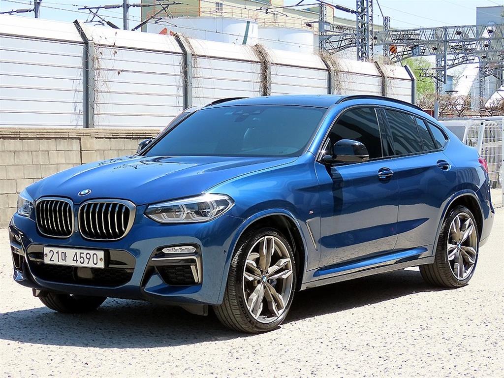 BMW X4 xDrive M40d 사진 2/20