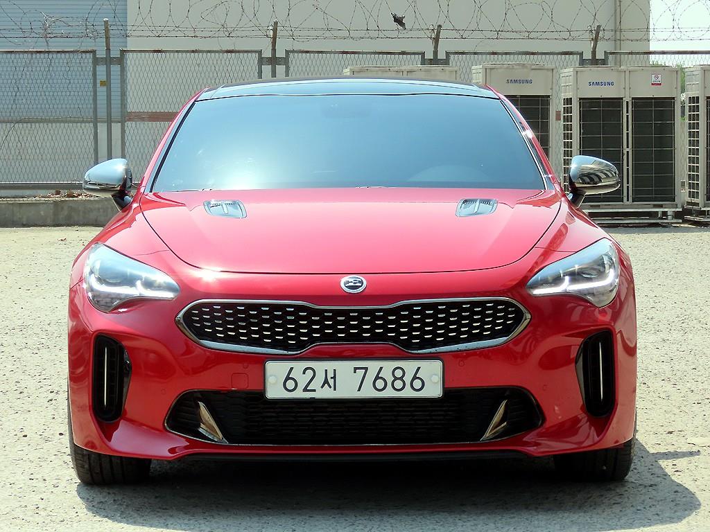 Kia Stinger Gasoline 2.0 Turbo AWD Platinum