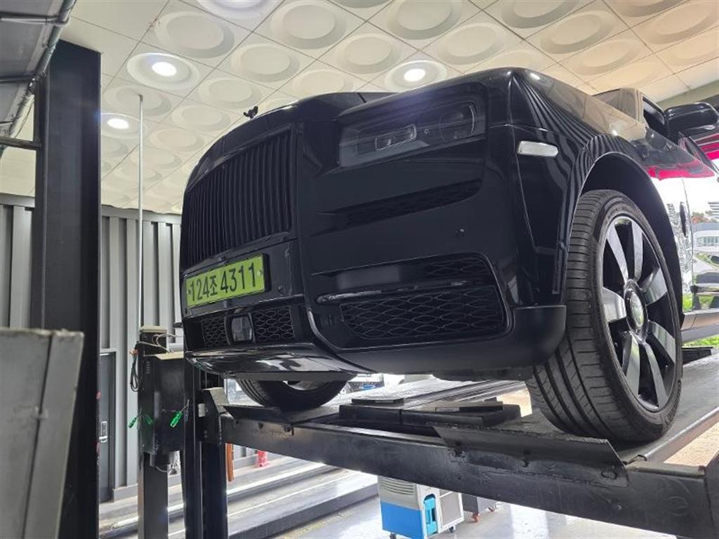 Rolls Royce Cullinan 6.7 V12