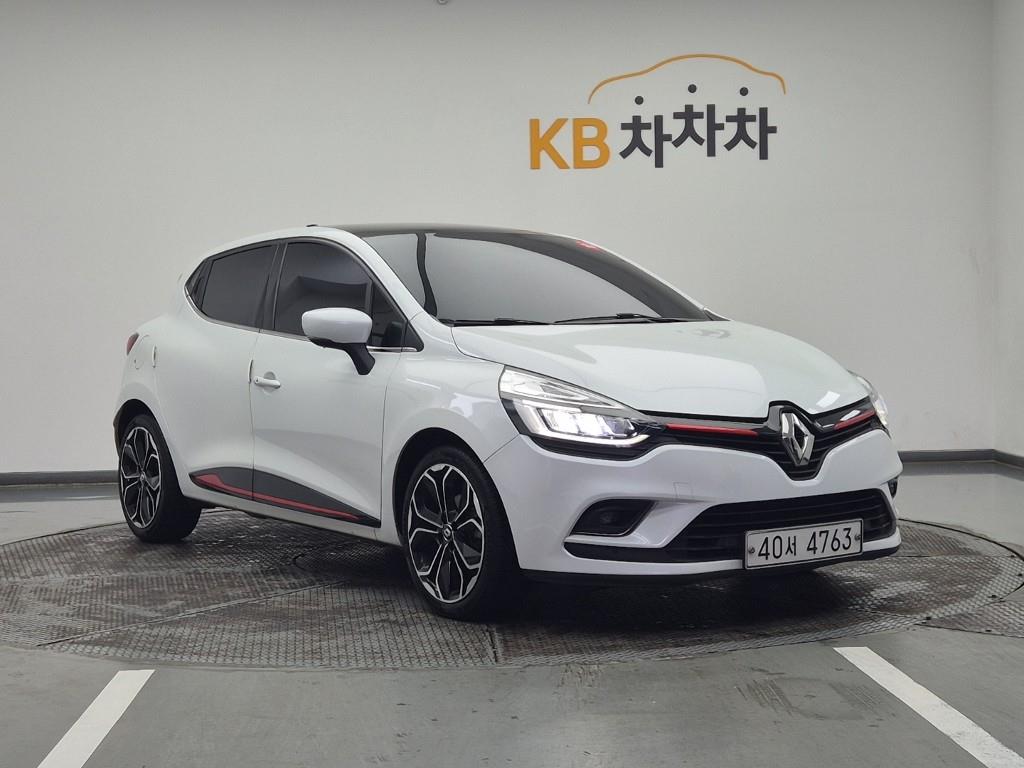 Renault Clio Intense Panoramic 3