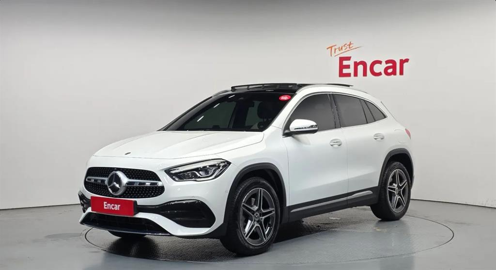 Mercedes-Benz GLA-Class GLA220