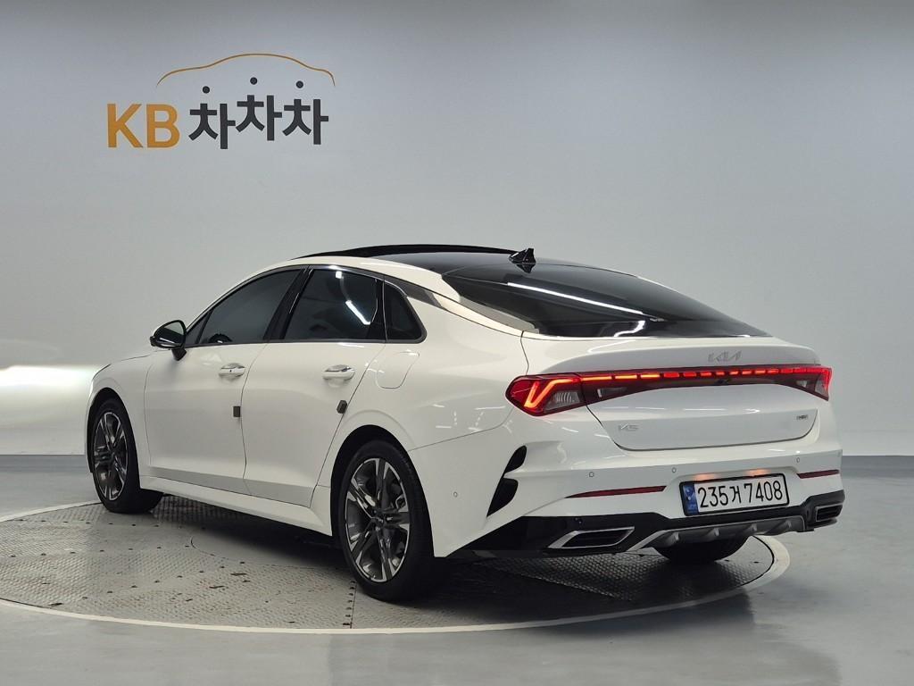 Kia K5 2.0 Signature — фото 2