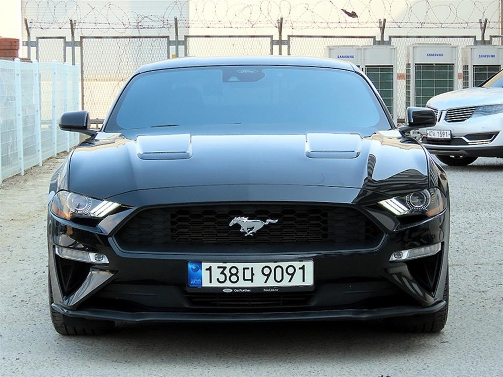 Ford Mustang 2.3 Coupe Premium