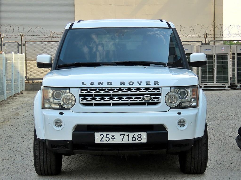 디스커버리4 3.0 TDV6 SE 2013년식