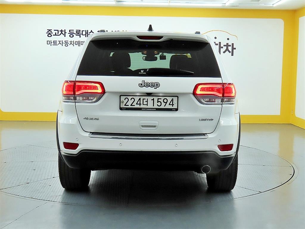 Jeep Cherokee 3.6 Limited 4