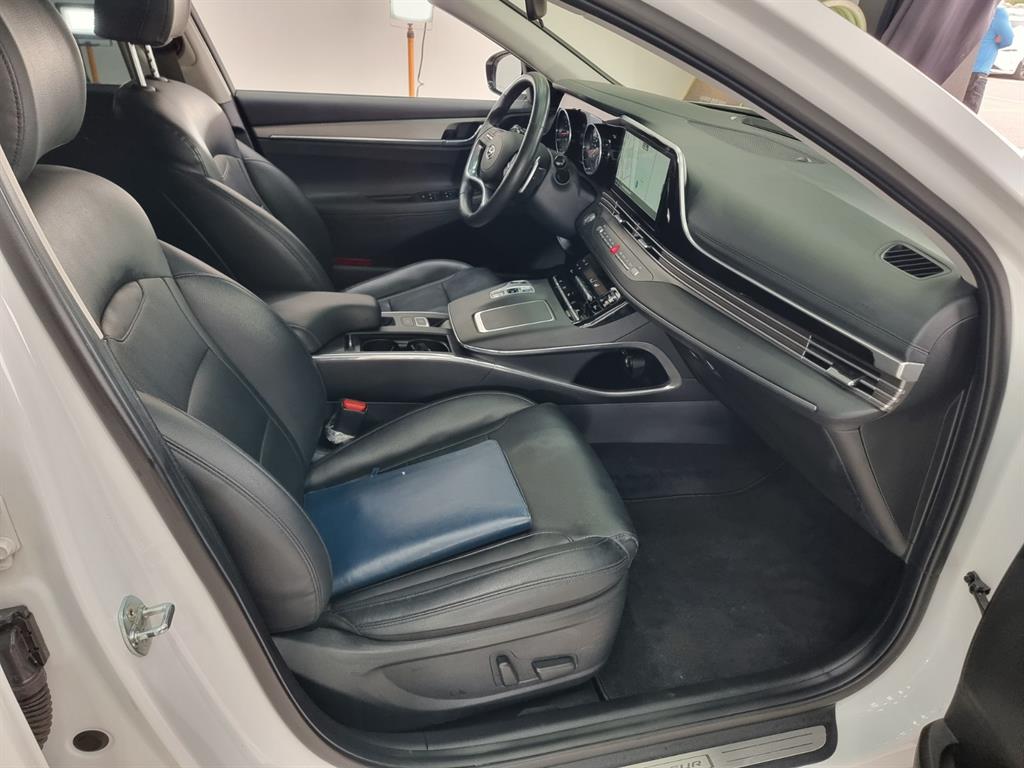 Hyundai Grandeur LPI 3.0 Exclusive 8