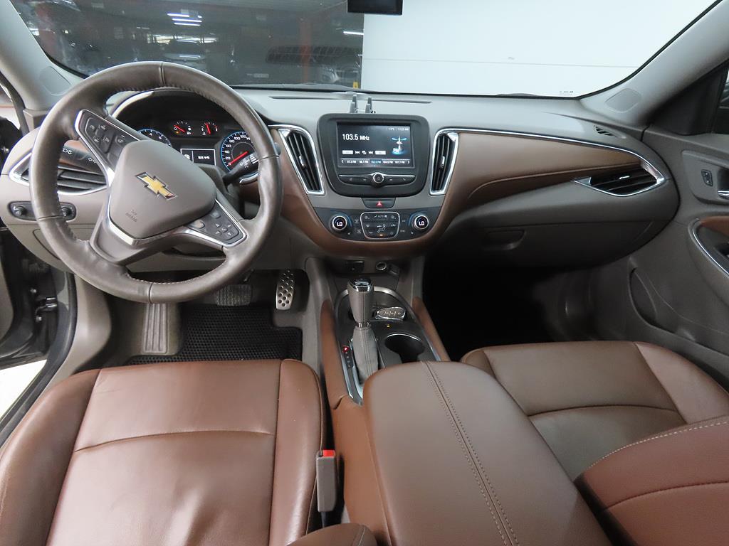 Chevrolet Malibu 1.5 Turbo LS 8