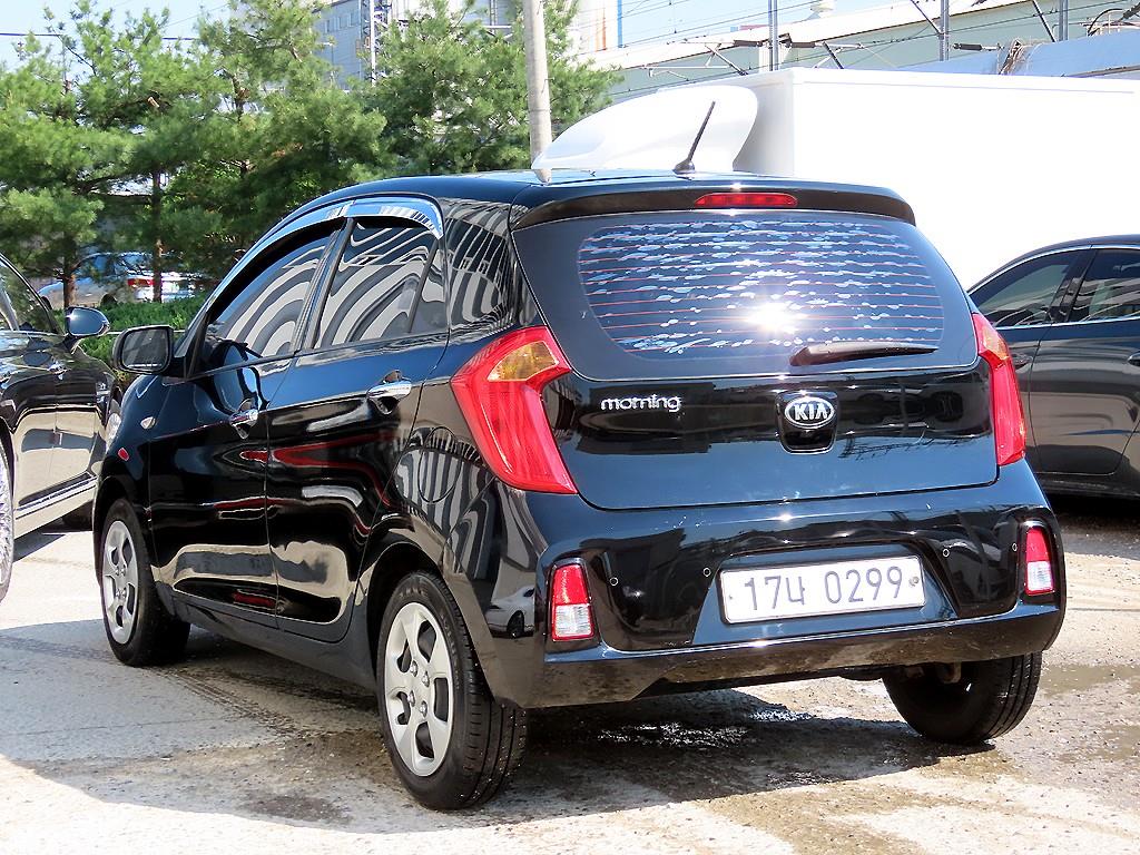 Kia Morning Deluxe 4