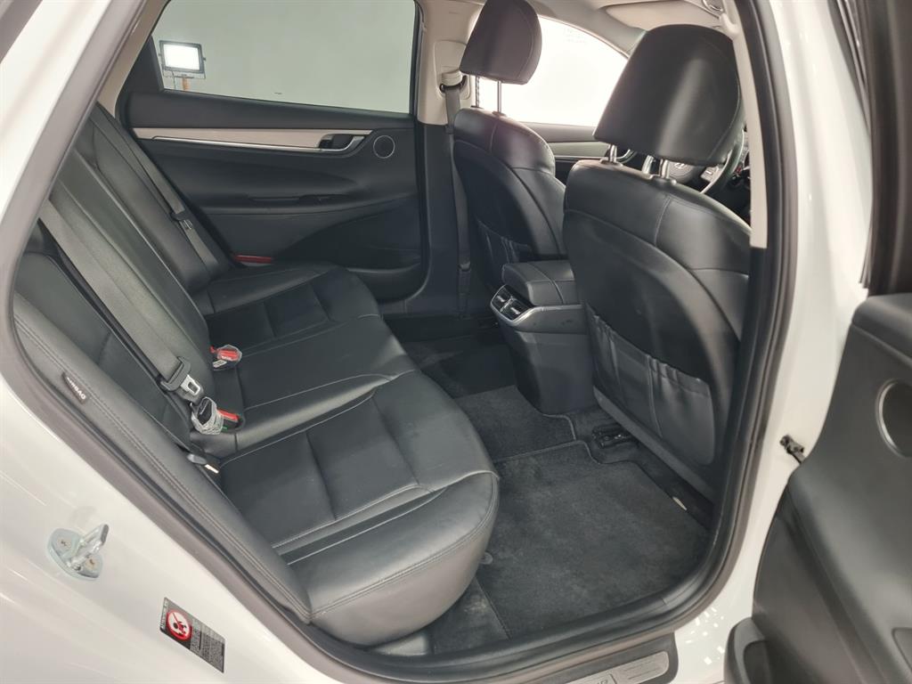 Hyundai Grandeur LPI 3.0 Exclusive 9