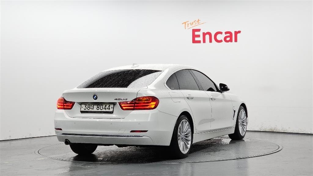 BMW 4 Series 420d Gran Coupe Luxury 3