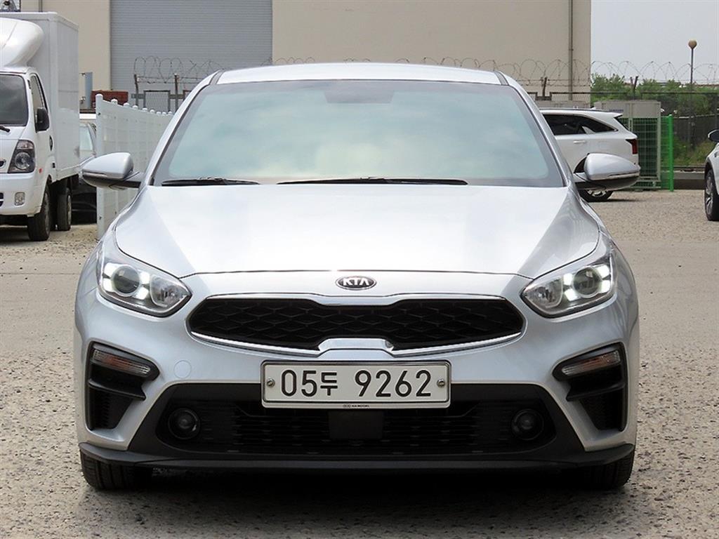 Kia K3 1.6 Luxury 2