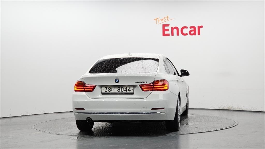 BMW 4 Series 420d Gran Coupe Luxury 5