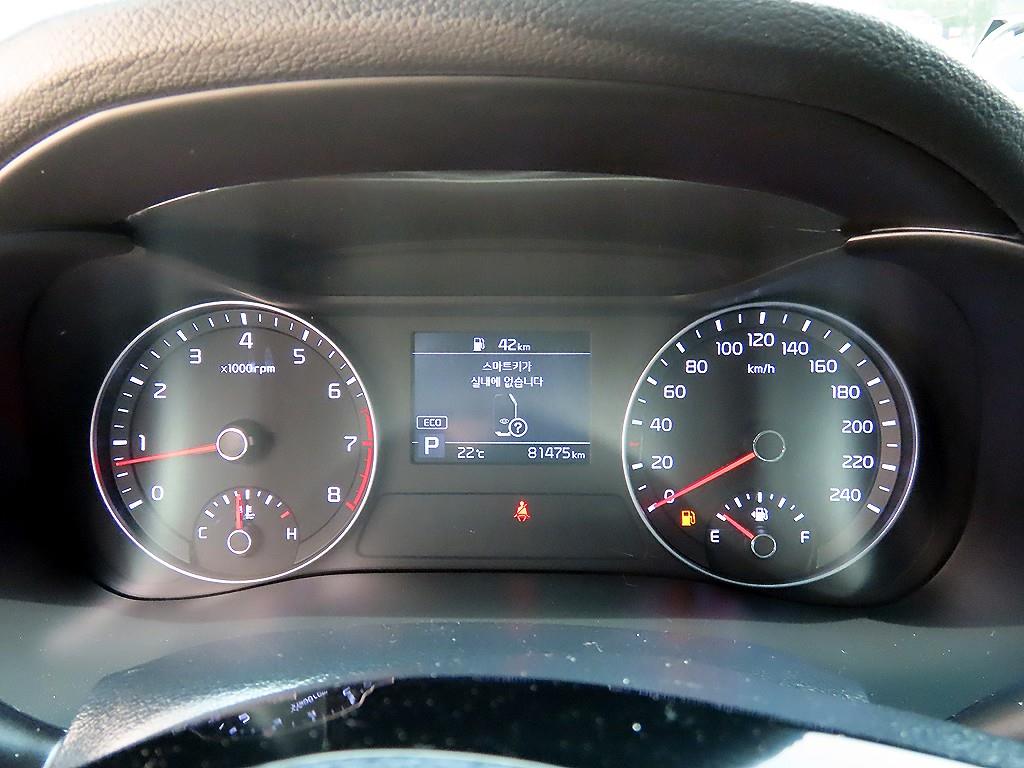 Kia K3 1.6 Luxury 10
