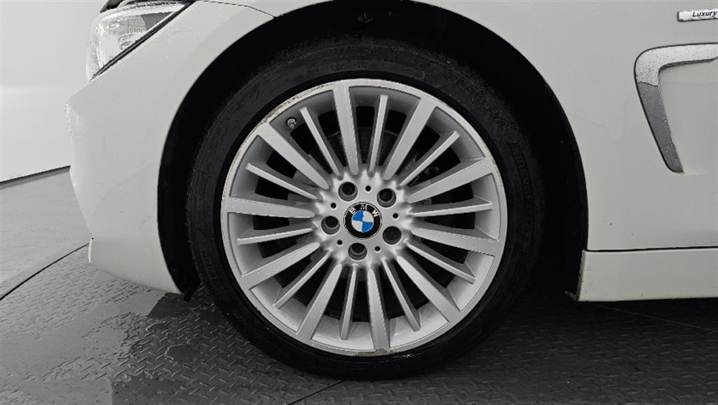 BMW 4 Series 420d Gran Coupe Luxury 6