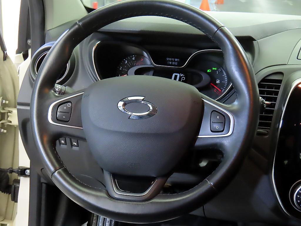 Renault QM3 Diesel 1.5 RE Base Type 9