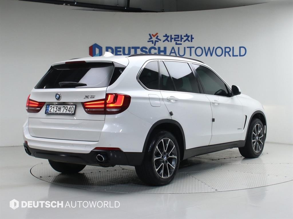BMW X5 xDrive 35i 사진 2/20