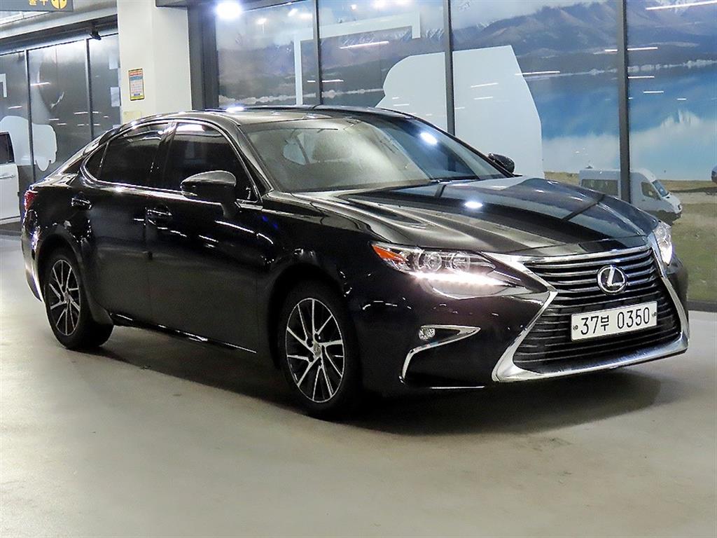 Lexus ES Supreme