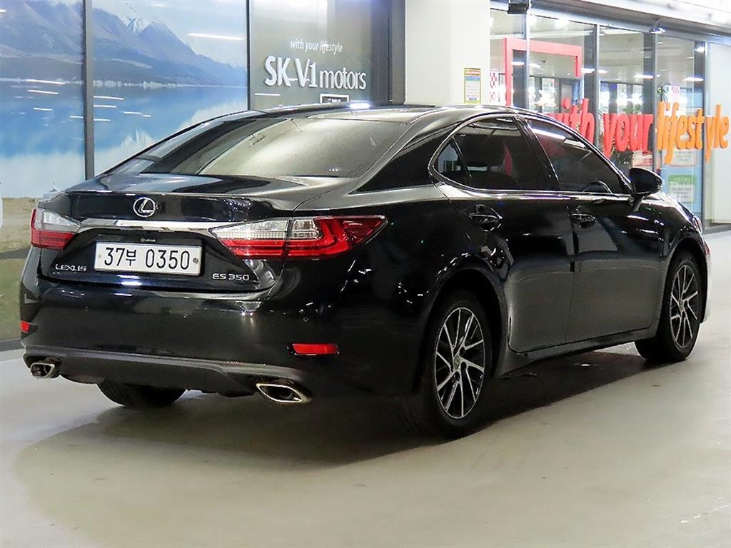 Lexus ES Supreme 5