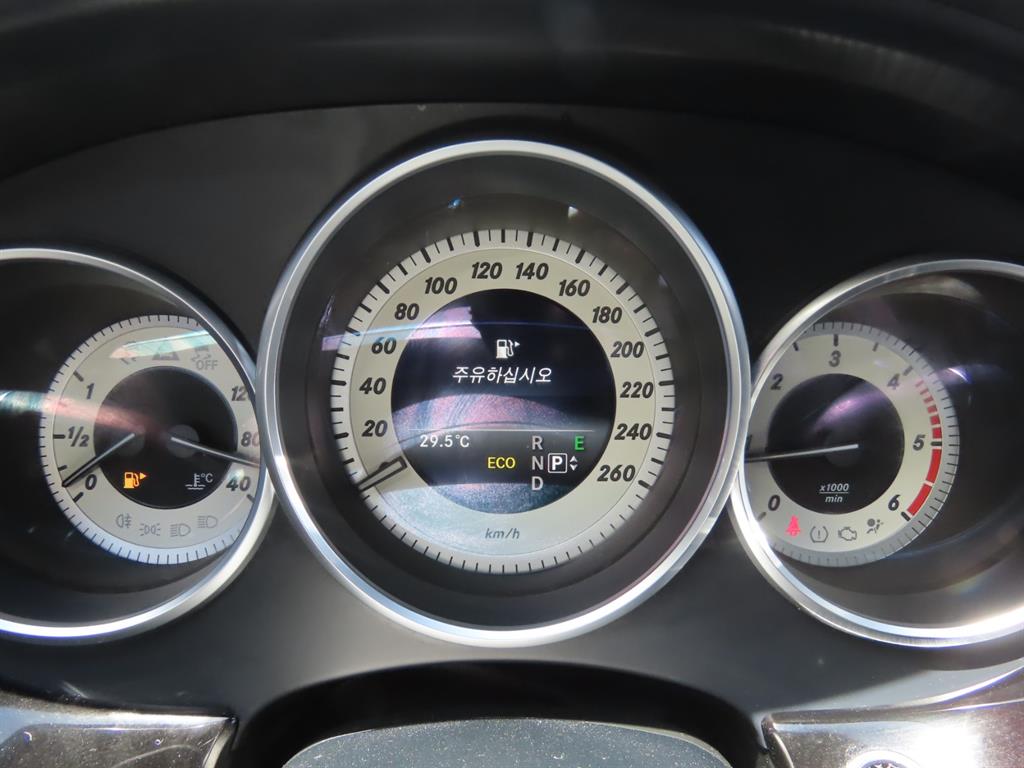 벤츠 CLS 클래스 CLS 250 d 4MATIC AMG Line 사진