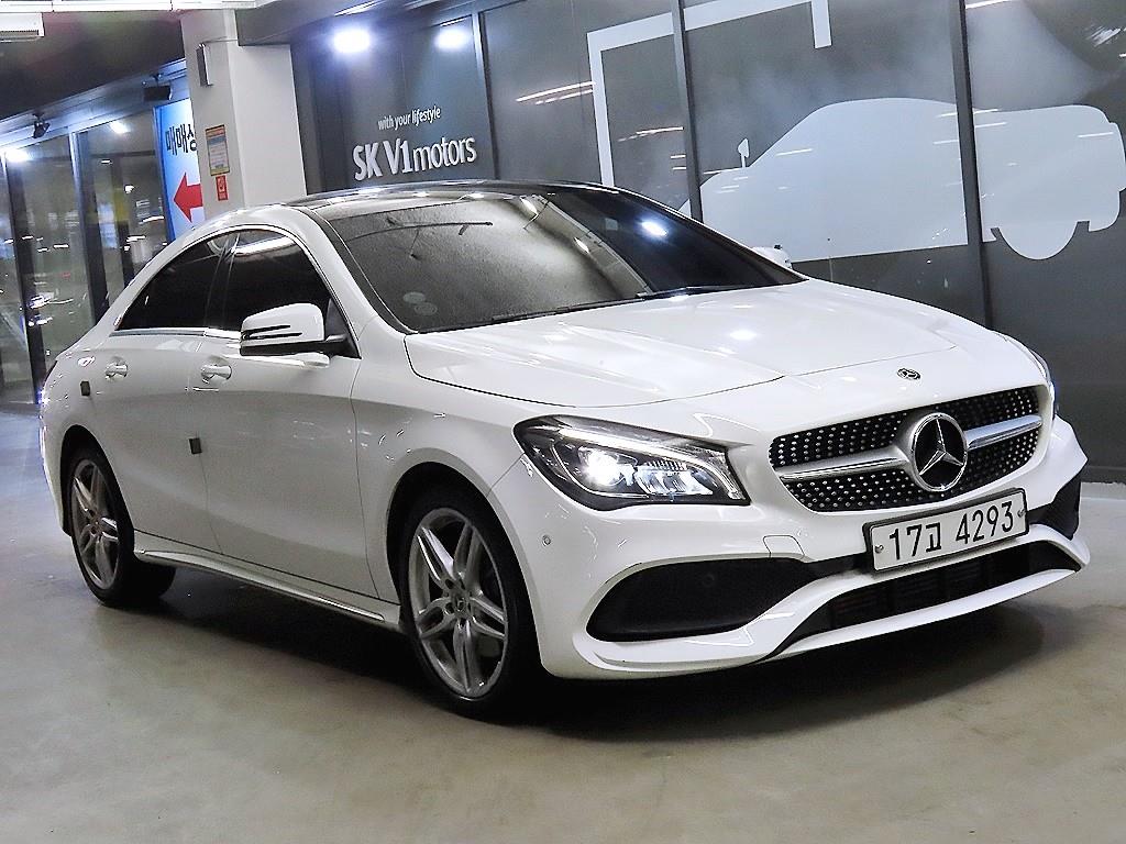 Mercedes-Benz CLA-Class CLA220 AMG LINE