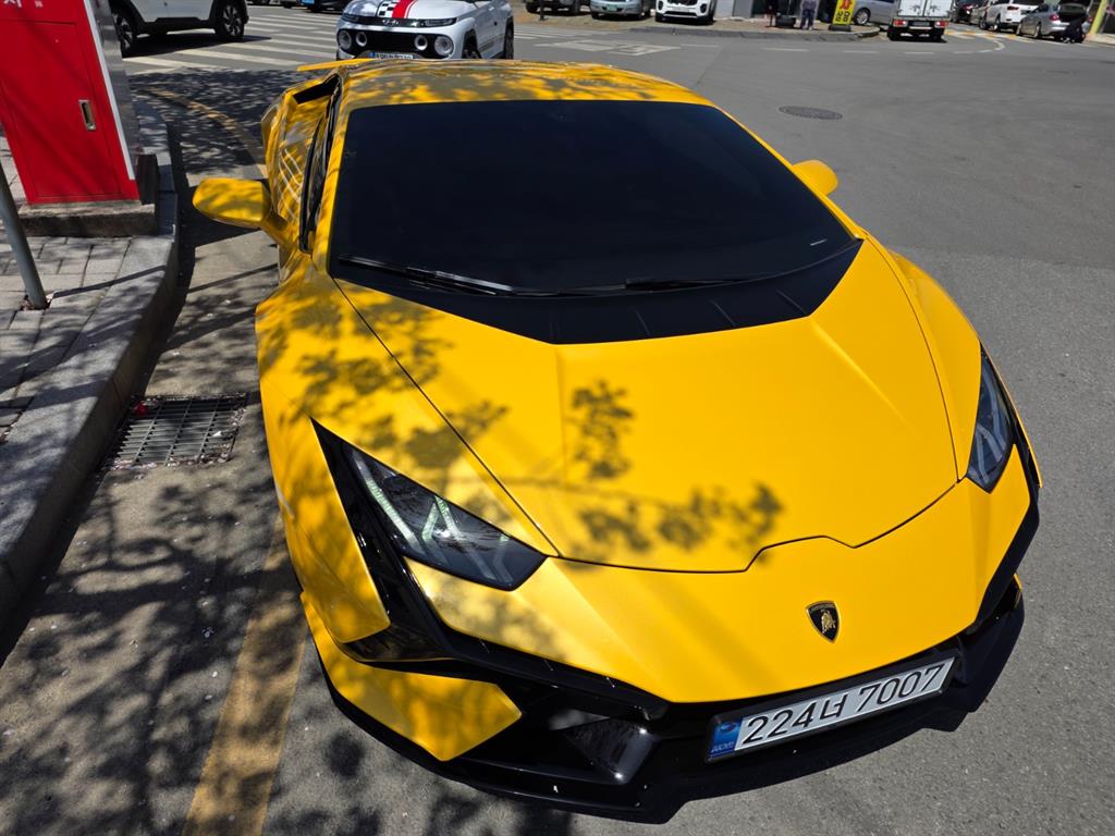 Lamborghini Huracán LP640-2 Tecnica