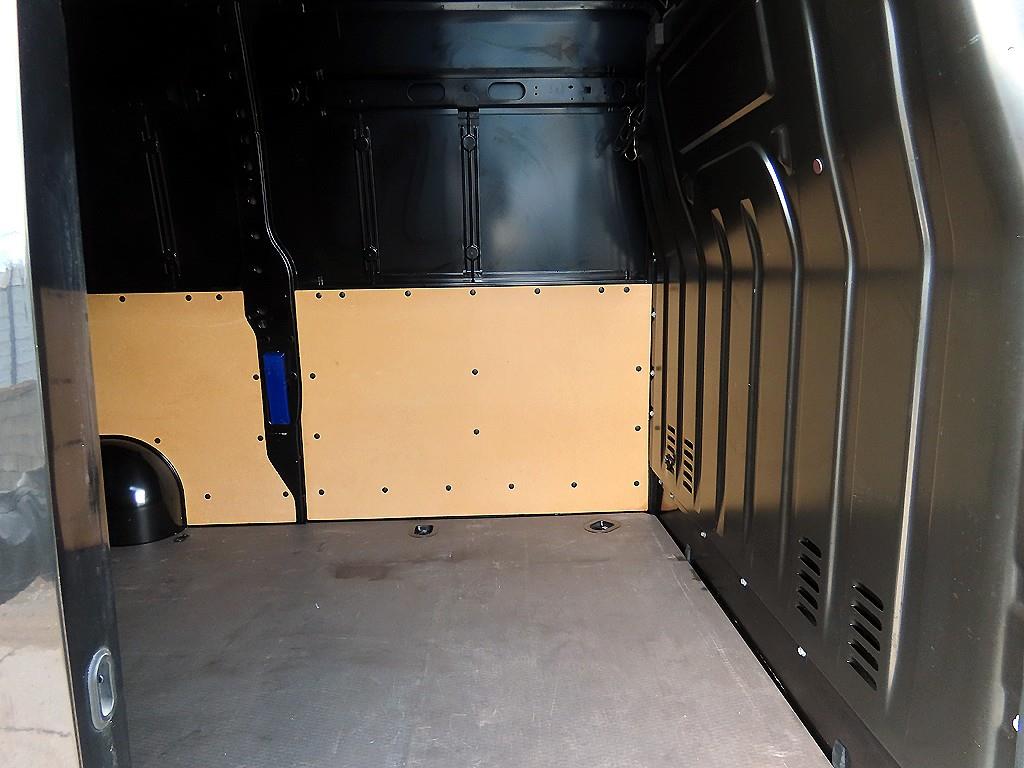 Renault Master 2.3 L 7