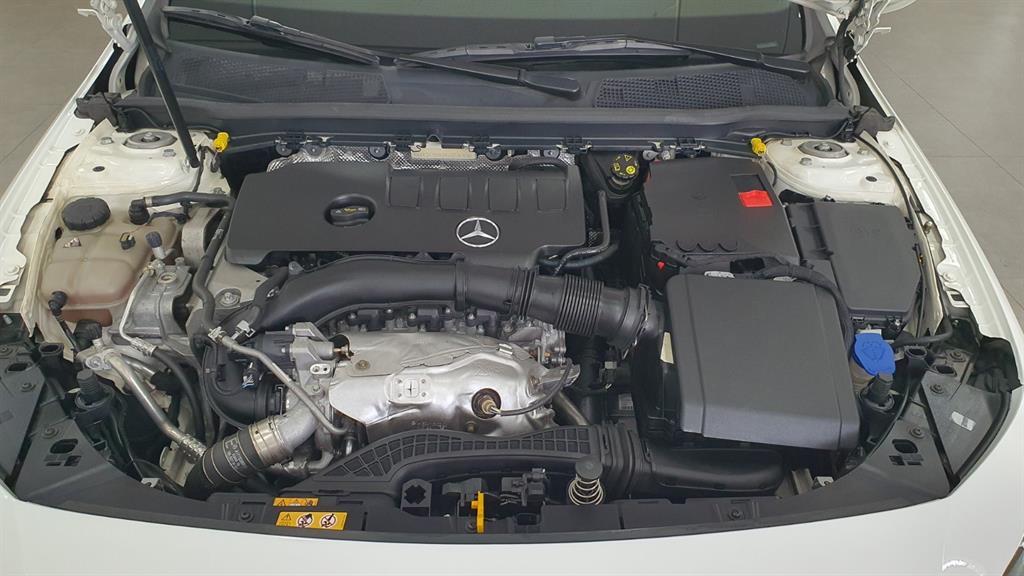 Mercedes-Benz A-Class A220 Hatchback 8