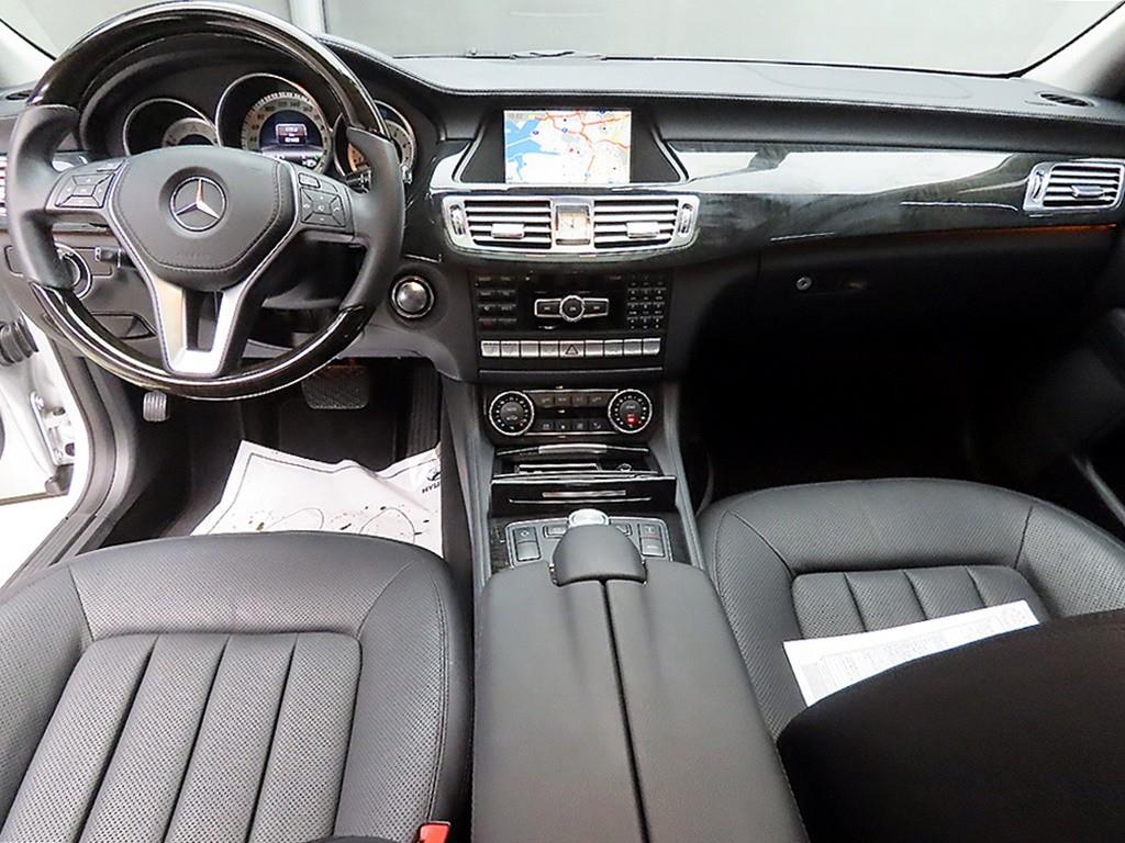 Mercedes-Benz CLS-Class CLS350 8