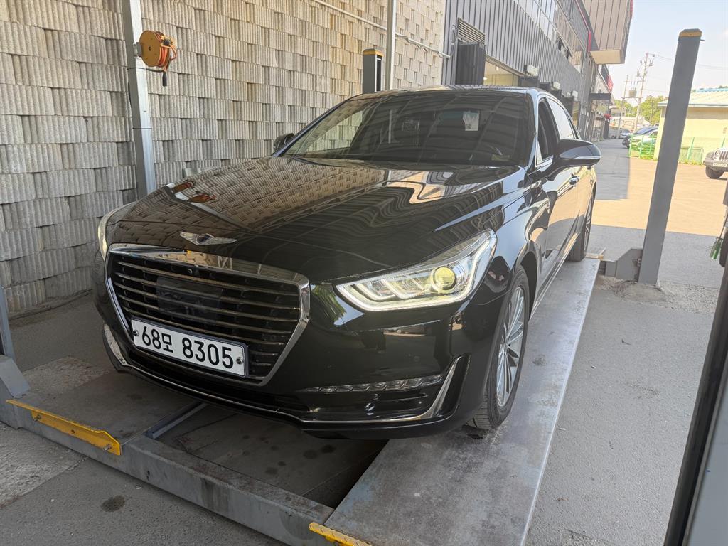 Genesis EQ900 3.8 GDI AWD Premium Luxury