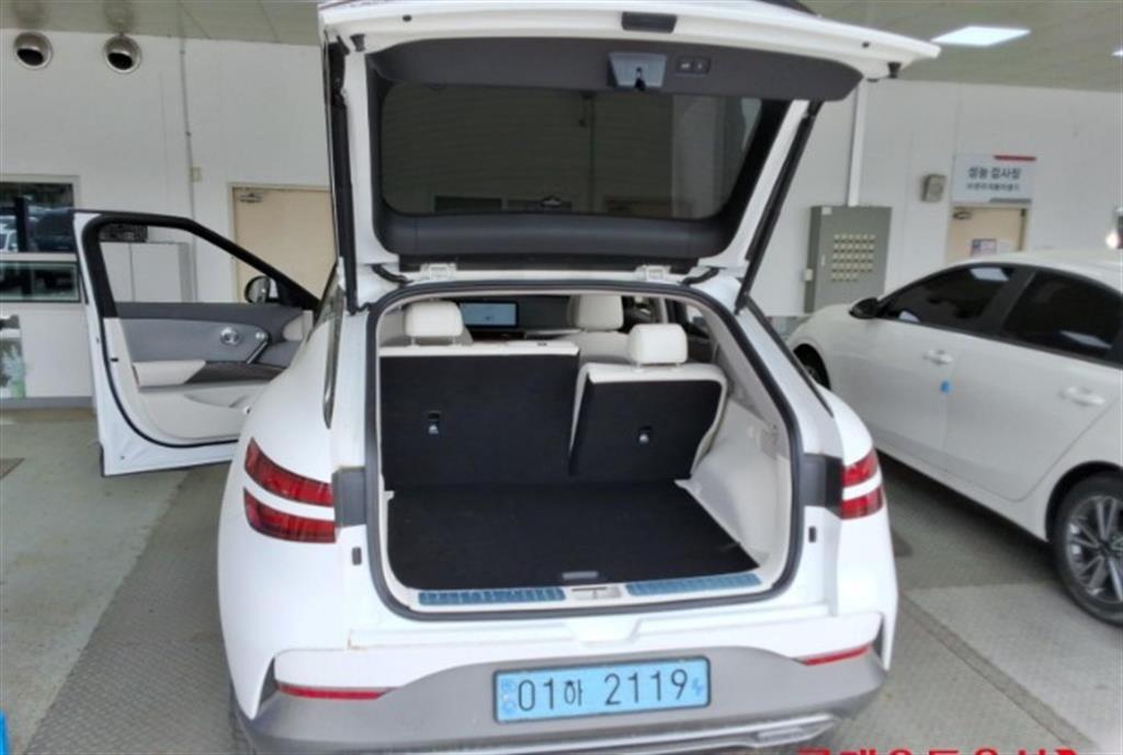 Genesis GV60 Standard 2WD