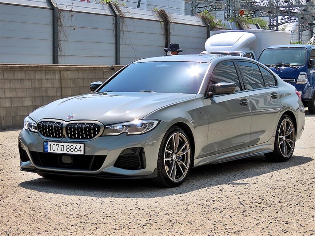 BMW 3시리즈 M340i 사진 2/20