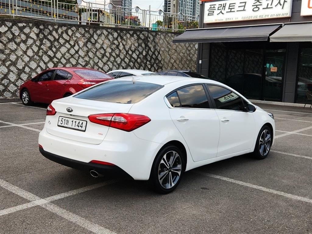 Kia K3 1.6 GDI Noblesse 3