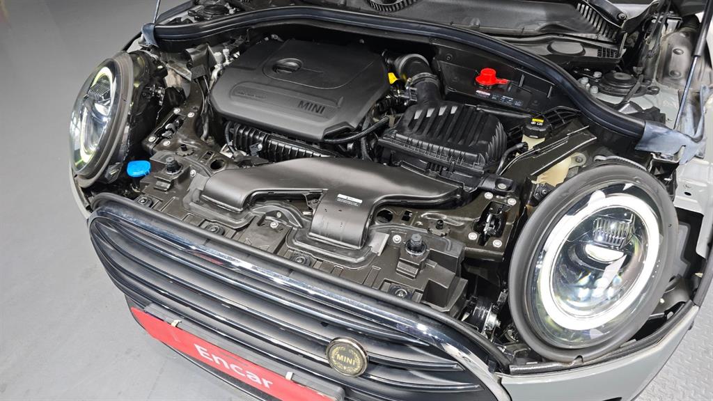 Mini Clubman Classic Plus The Essential Light 6